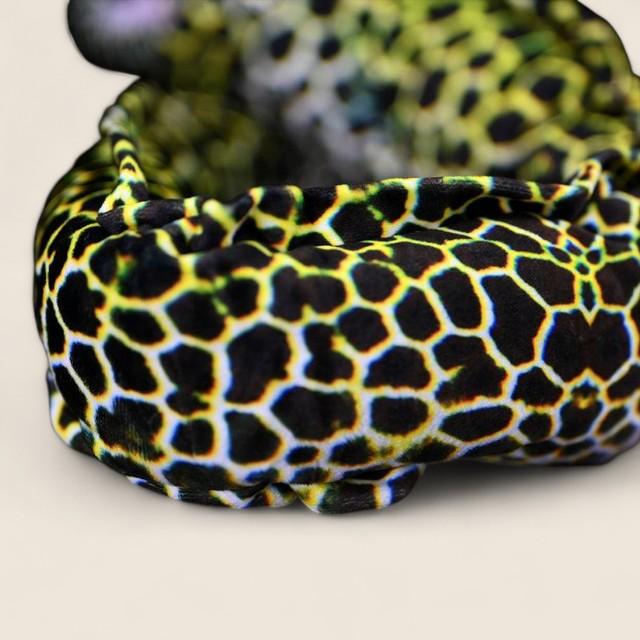 ハニカムモレイエルのふわふわぬいぐるみ