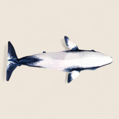 ミンククジラの柔らかいぬいぐるみ玩具